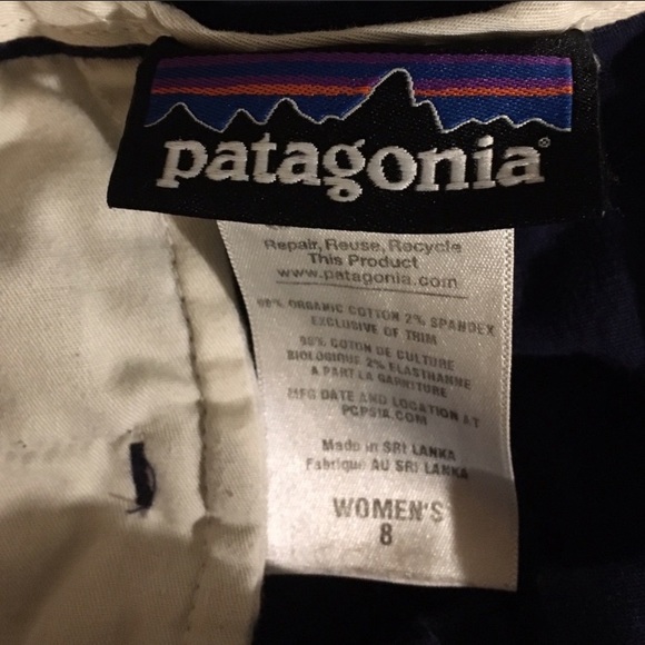 REDUCED! Patagonia Navy Cropped Pants - Picture 2 of 4